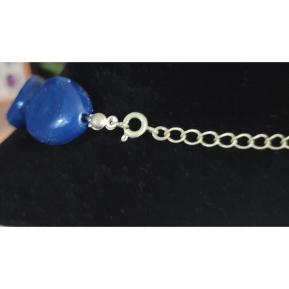 Avon NRT Vintage Navy Blue Chunky Bead Lucite plastic Necklace Retro 80s - Picture 8 of 11